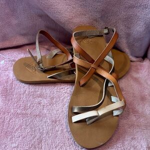 Roxy Women's Sandals - Brown and Tan